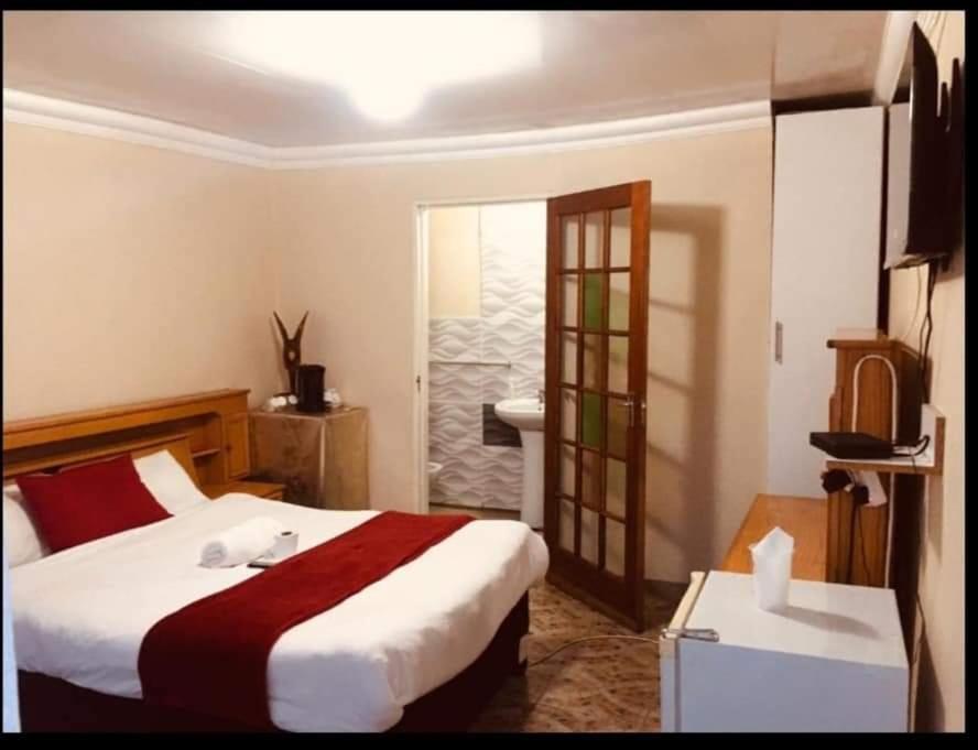 Starpoint Guest House Vereeniging Exteriör bild